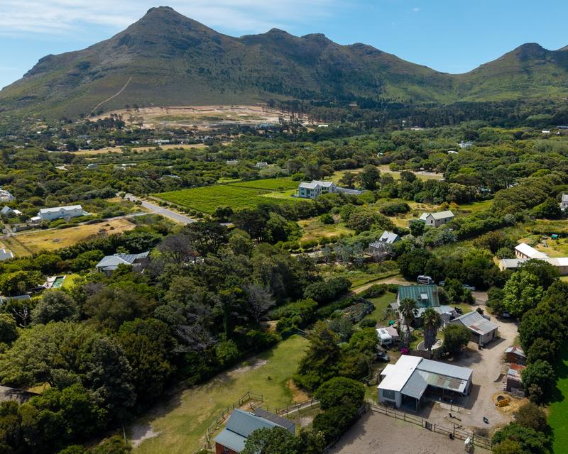 4 Bedroom Property for Sale in Meadowsteads Western Cape